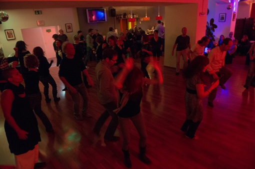  Bildname: 16.jpg 
 Breite: 510 Pixel 
 Höhe: 339 Pixel 
 Grösse: 71 kB 