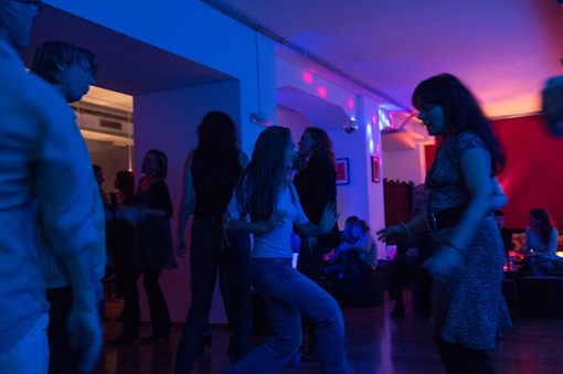  Bildname: 18.jpg 
 Breite: 510 Pixel 
 Höhe: 339 Pixel 
 Grösse: 67 kB 