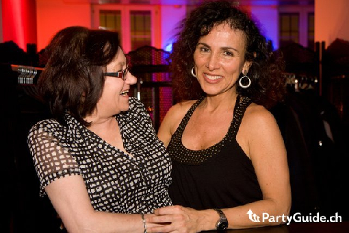  Bildname: 09.jpg 
 Breite: 640 Pixel 
 Höhe: 427 Pixel 
 Grösse: 62 kB 