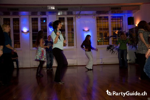  Bildname: 15.jpg 
 Breite: 640 Pixel 
 Höhe: 427 Pixel 
 Grösse: 47 kB 