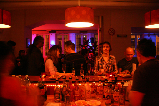  Bildname: 20.jpg 
 Breite: 638 Pixel 
 Höhe: 425 Pixel 
 Grösse: 296 kB 