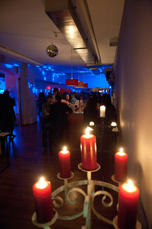  Bildname: 01.jpg 
 Breite: 299 Pixel 
 Höhe: 450 Pixel 
 Grösse: 41 kB 